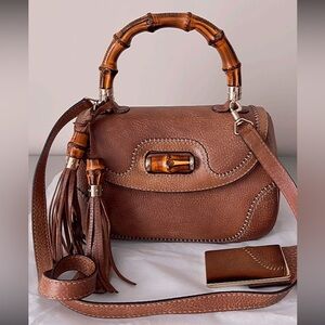 Gucci Medium brown leather bamboo top handle LIKE NEW!